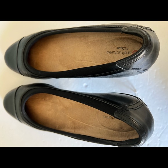 Clarks Ballet Pumps in Black Leather - Picture 4 of 7